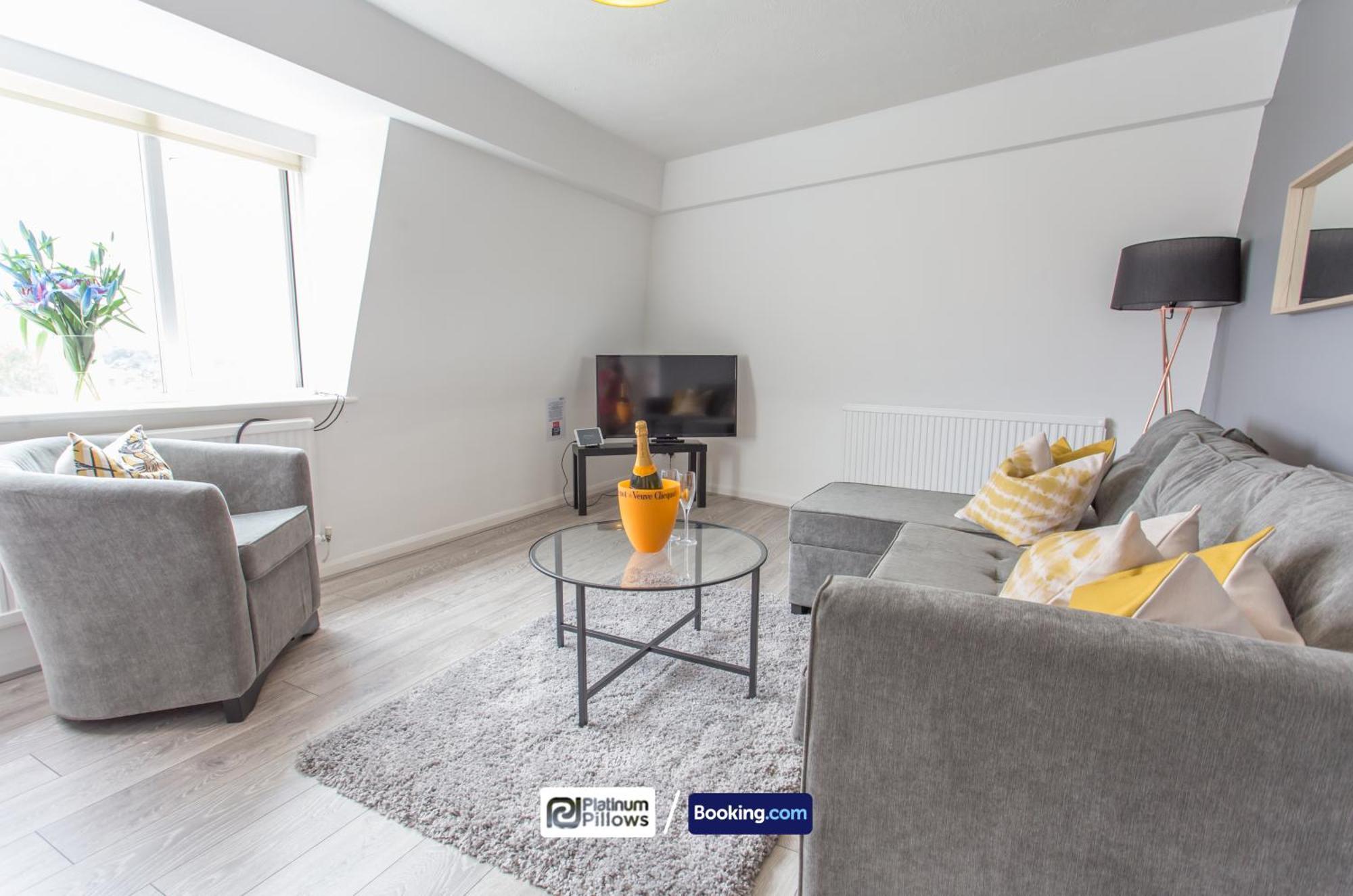 Oxford Apt Near Jr Hospital & Universities, Great Weekly & Long Stay Offers 외부 사진
